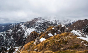 Right aligned image with caption.
